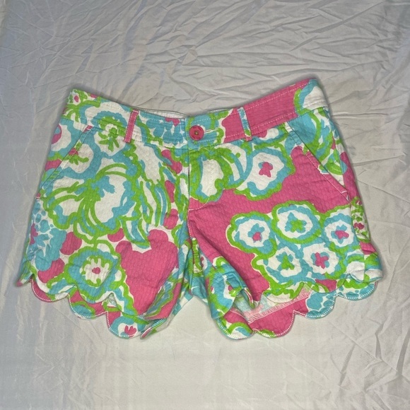 Lilly Pulitzer Buttercup shorts - Picture 1 of 5